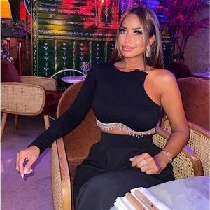 ZARA‎ BLACK CROP TOP RIBBED RHINESTONE